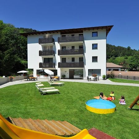 Suvendes Apartments ปราโตอาโลสเตลวิโอ ภายนอก รูปภาพ